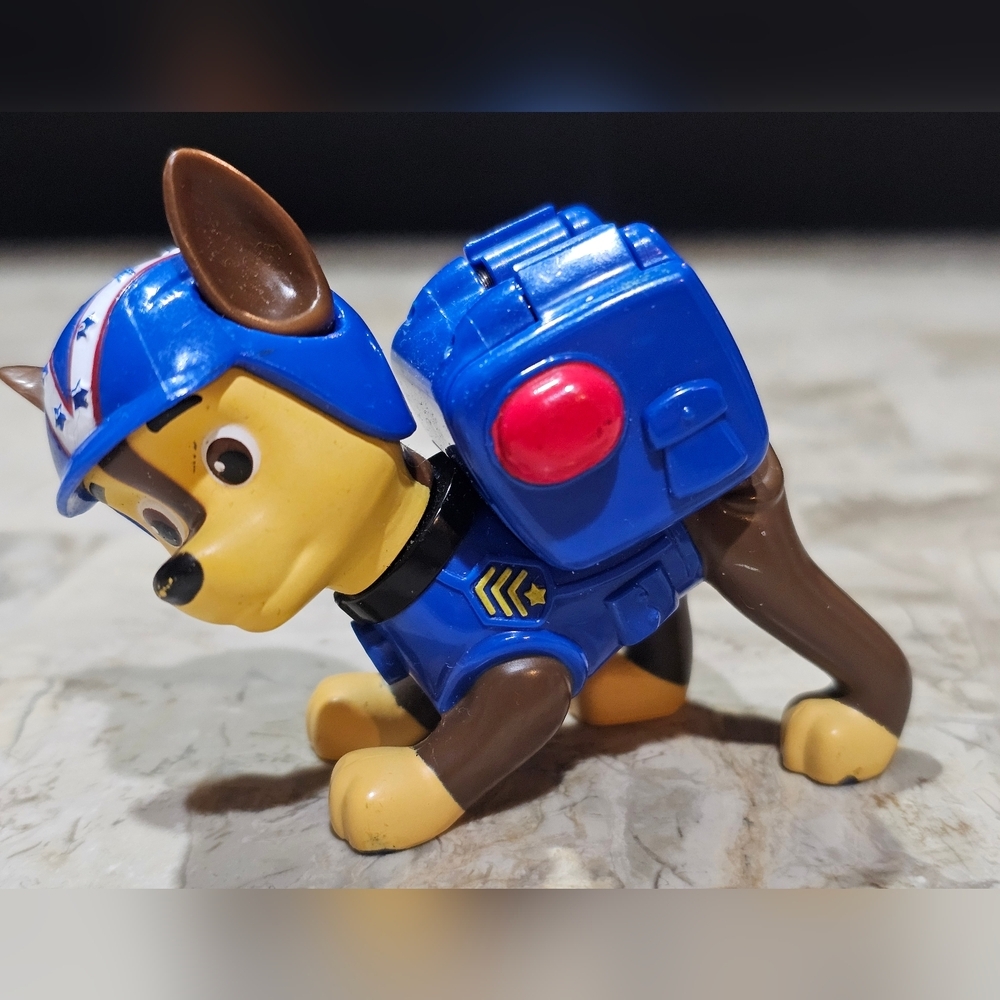 Nickelodeon Paw Patrol Winter Rescues Action Pack Chase Figure ONLY